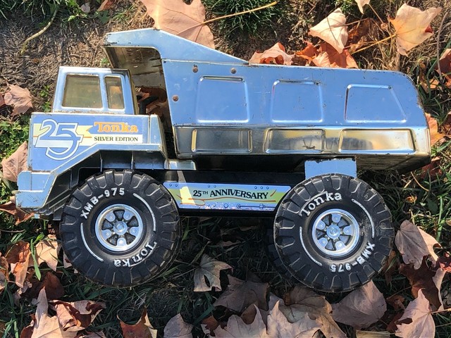 tonka silver anniversary dump truck