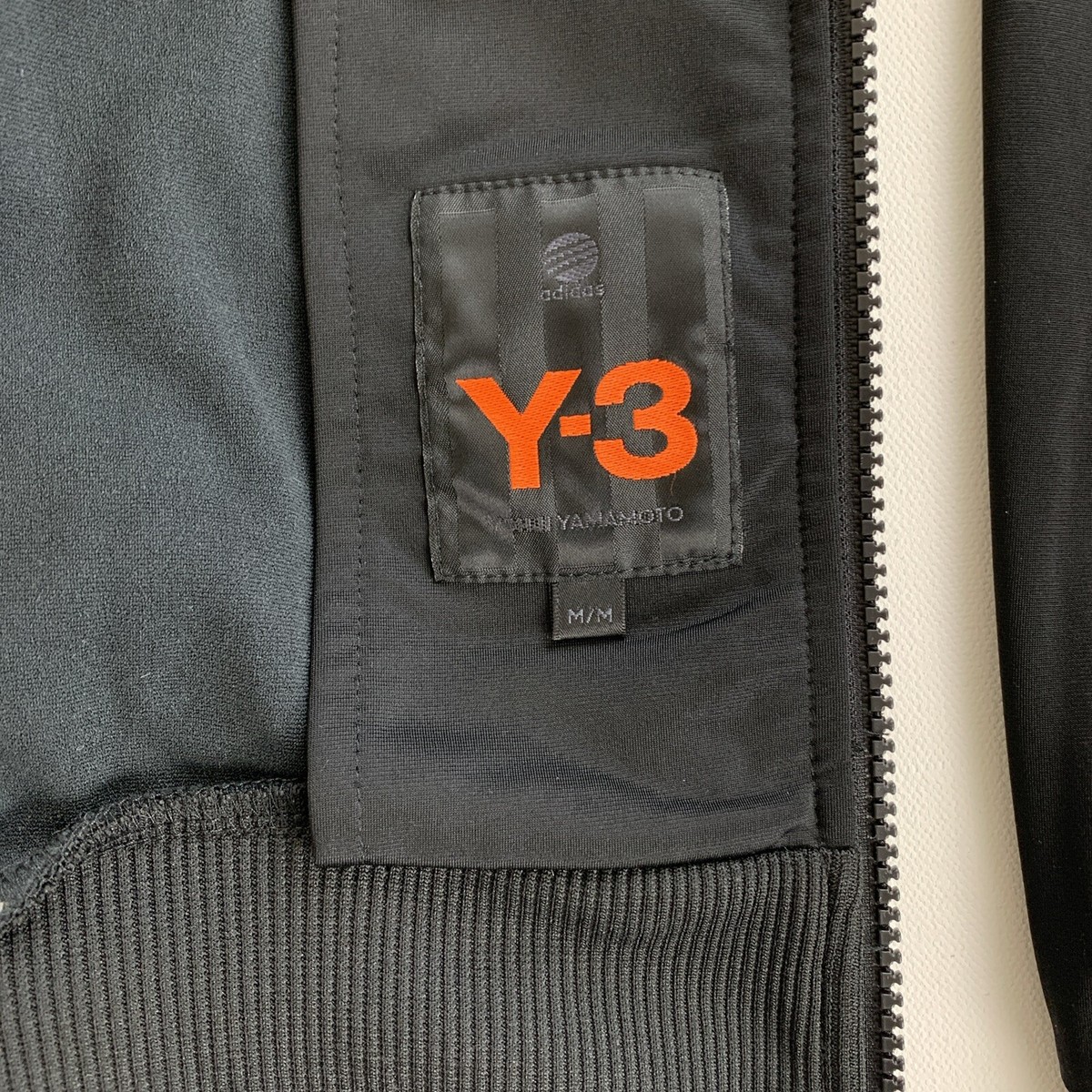 s-l1200.jpg s-l1200.jpg