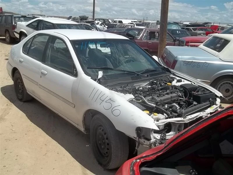 Puerta delantera derecha usada cristal delantero se adapta a: Nissan Altima 2000 delantero derecho grado A Foto 2 de 4