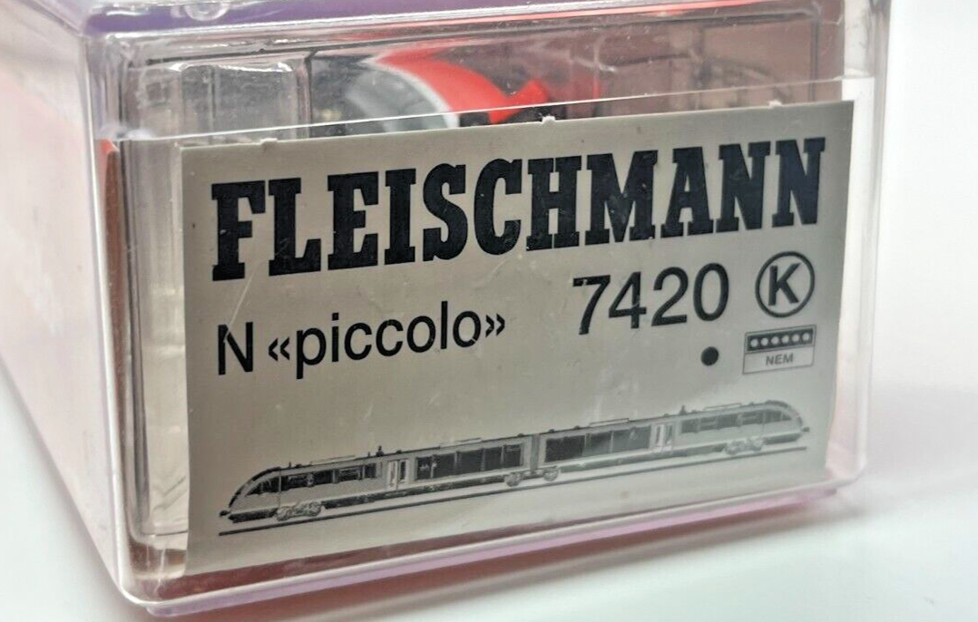 N Scale Fleischmann 7420 DIESEL RAILCAR VT642 RARE Original