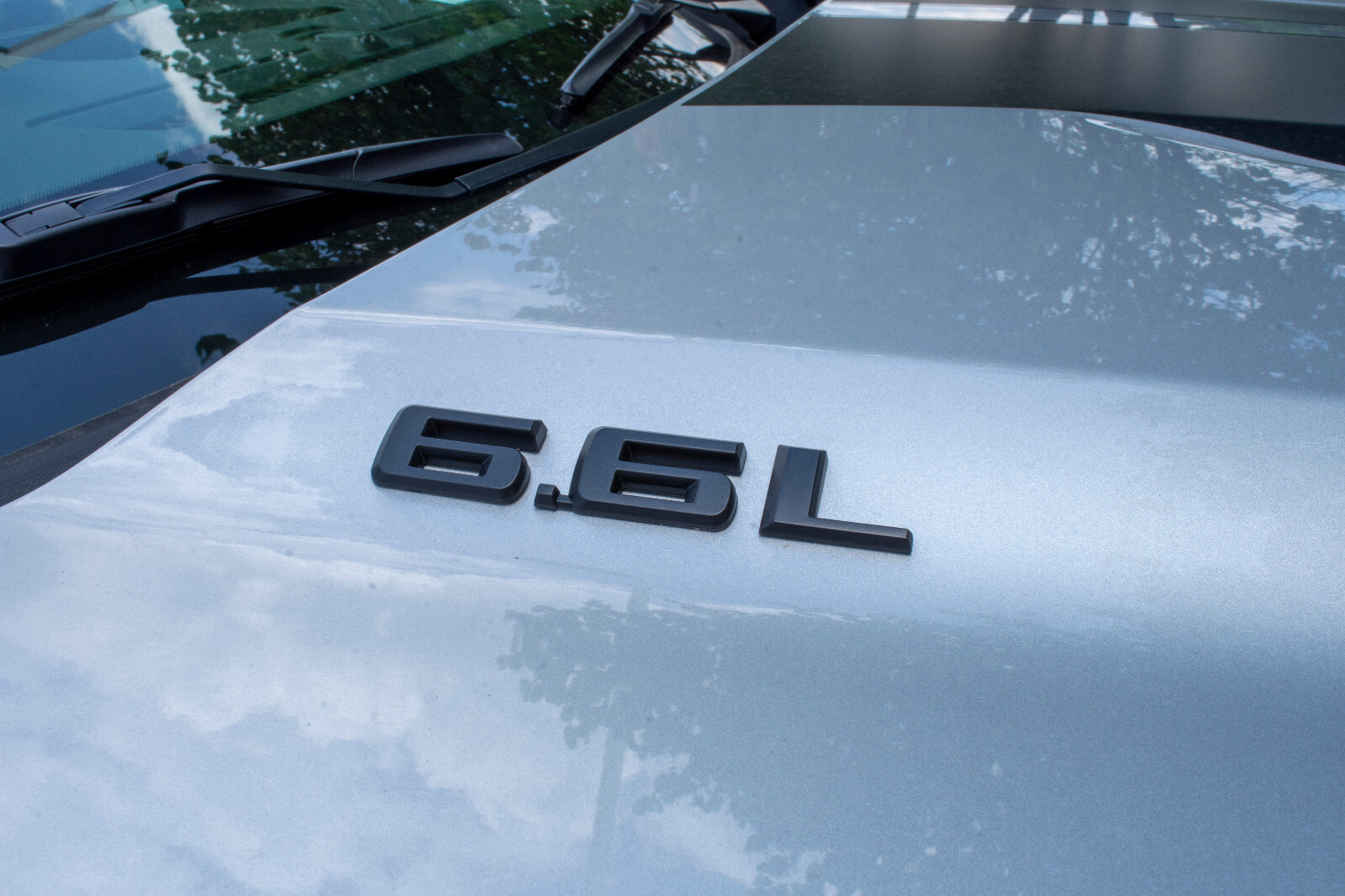 Engine Liter Emblems 2x 6.6L L8T V8 Hood liter gas Emblem Engine Badge Silverado Matte Black ...