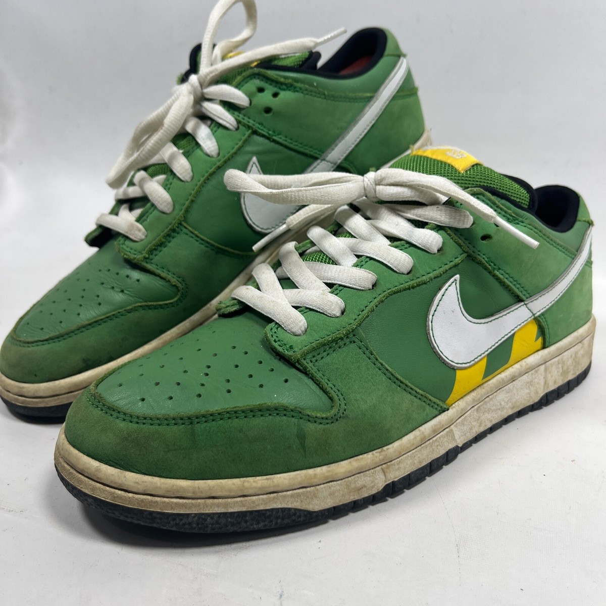 NIKE SB Dunk Pro Low Tokyo Taxi Series Size 10 Green 304292 NIKE SB Dunk Pro Low Tokyo Taxi Series Size 10 Green 304292
