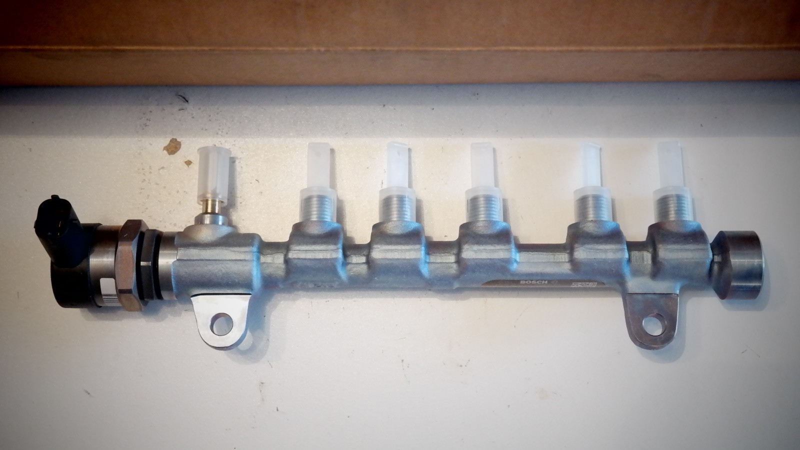 Régulateur de pression de carburant pour Renault dCi 2.0 et 3.0 de voyage