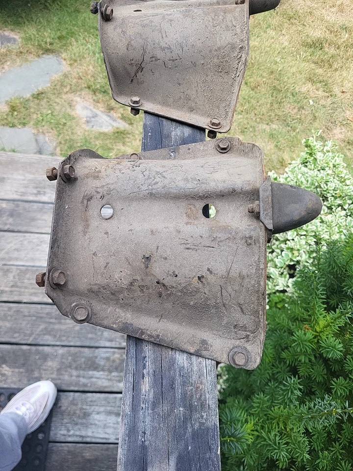 Conjunto de soporte de torre/delantal/panel exterior Nova Chevy II 1966-67 usado original Foto 2 de 4