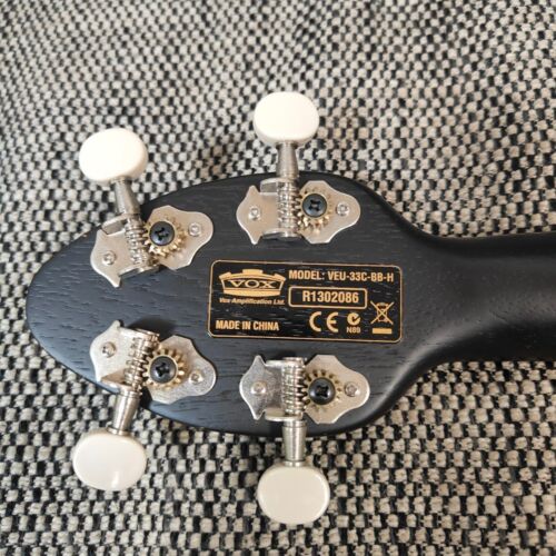 (Used) VOX Electric Ukulele ELEUKU Built-in Speaker VEU-33C from Japan - Picture 5 of 14