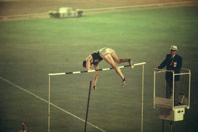 Fred Hansen Of Usa Competes In The Men's Pole Vault Final Durin 1964 Old Photo