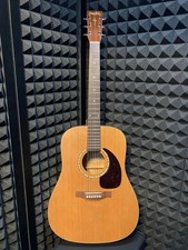 Canadian made acoustic guitar Simon&Patrick Woodland Cedar SP6 with hard case
