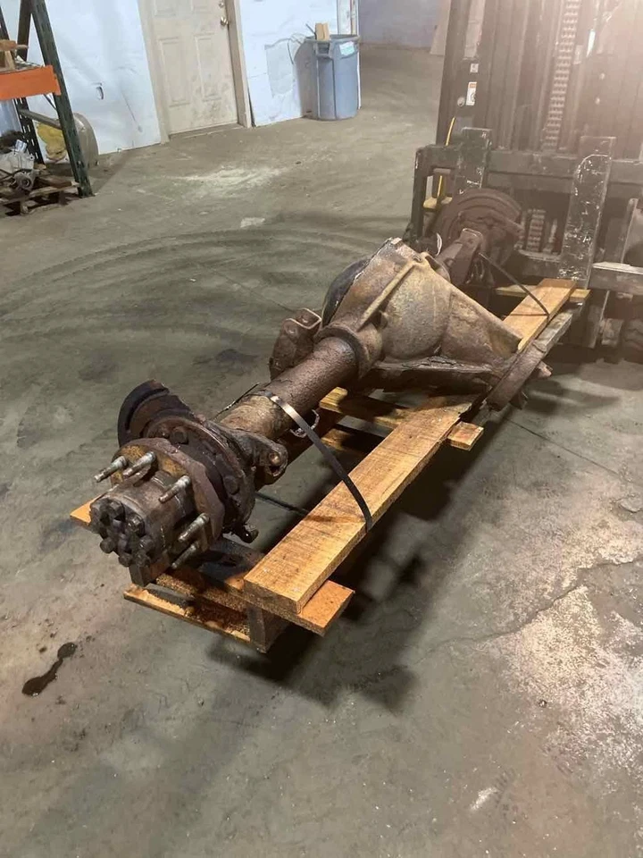 01 02 03 04 05 06 07 GMC SIERRA 2500 Rear Axle Assy. - Image 2 of 2