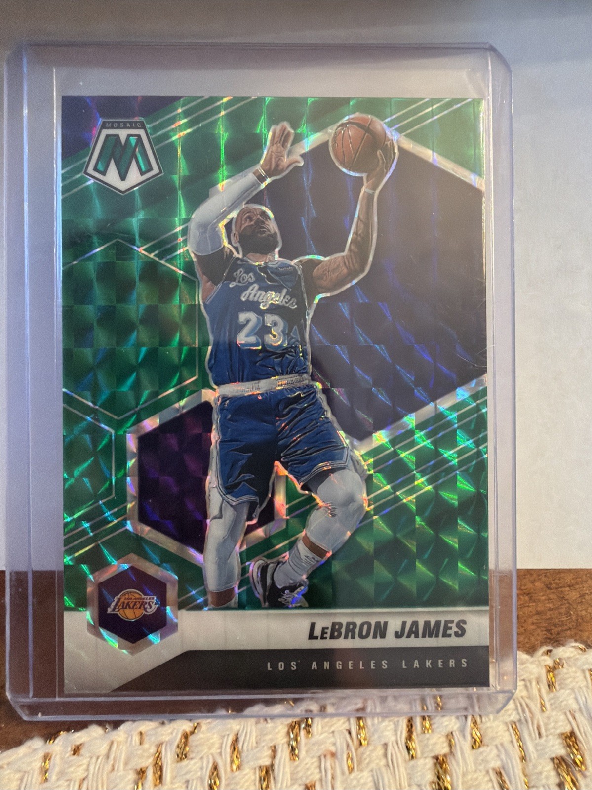 2020-21 Panini Mosaic - LeBron James #81 Reactive Green Prizm