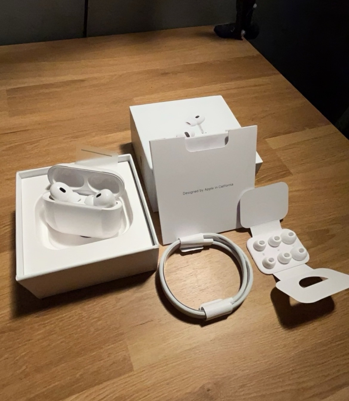 AirPods Pro 2 with MagSafe Wireless Charging Case-image