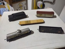 5 VINTAGE METAL TRAIN CARS- TEXACO OIL TANKER, FLATS, FREIGHT, NEW YORK CENTRAL,
