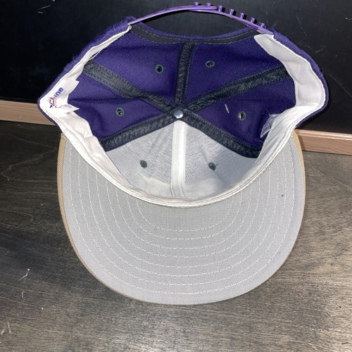 Sombrero retro de hockey Minnesota Moose vintage con etiquetas! Color raro con borde tostado - Imagen 5 de 6