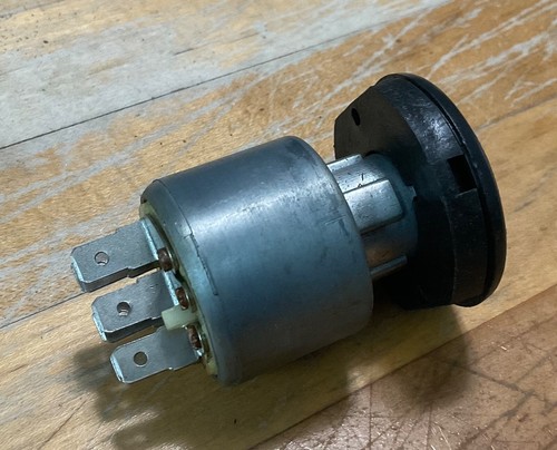 NISSAN MOTORS NOS IGNITION SWITCH & KEY #430 = NOS OEM PART - Picture 3 of 6
