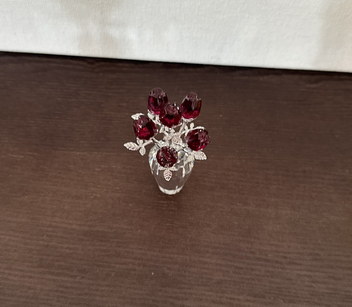 Swarovski Crystal RED ROSES in Vase 0627098 Rhodium leaves Retired