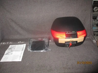 top case + support réf YOM11T SHAD SH32 neuf pour YAMAHA 125 / 150 MAJESTY - Photo 1/4