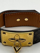 louis vuittons LV Flowering Monogram Bracelet...