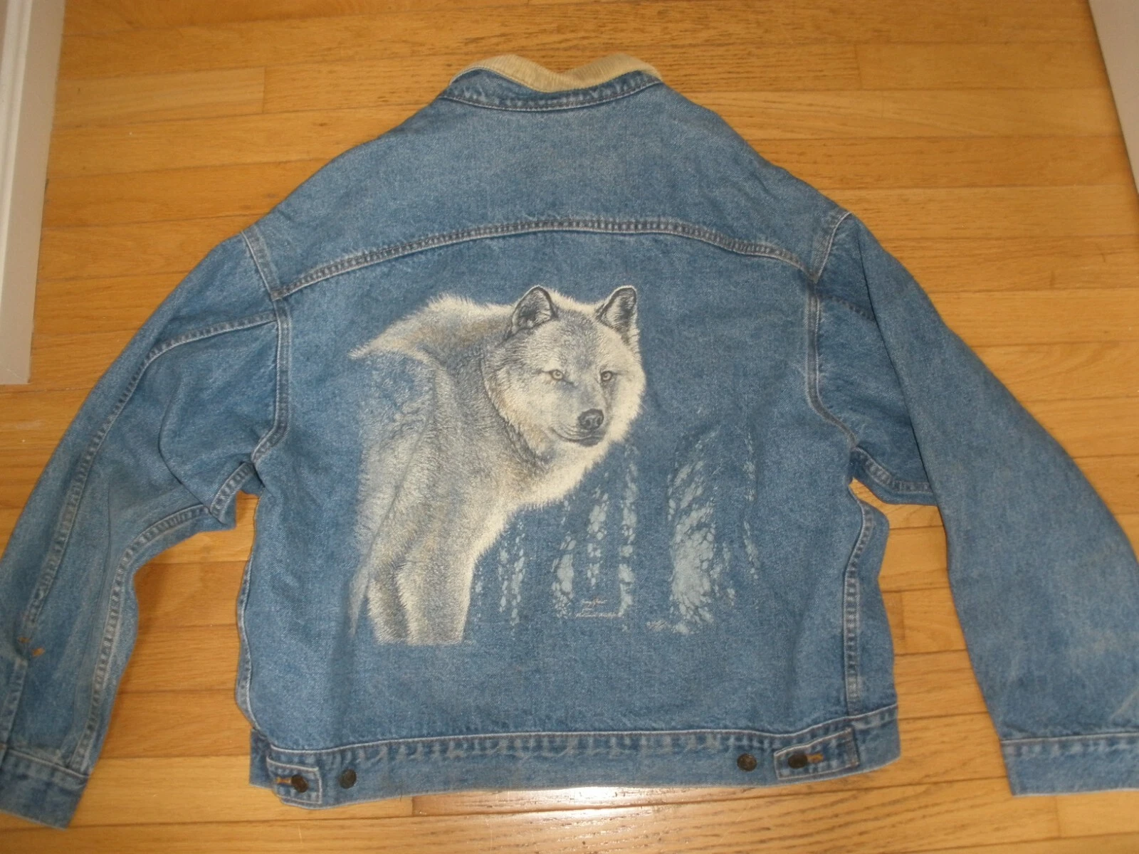 Denim International Wolf Jean Jacket Men's XXL but Fits More Like Large (see des