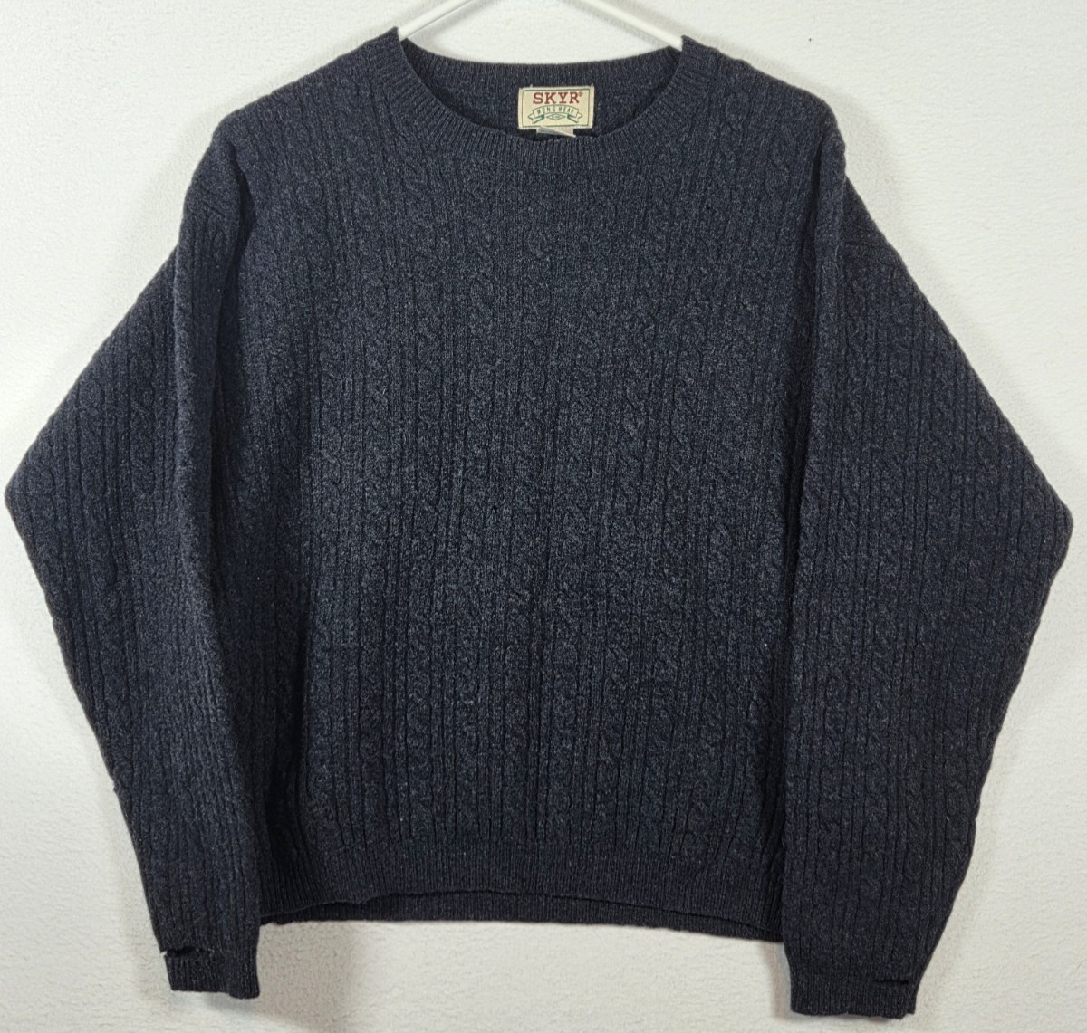 Skyr Men’s Lambswool Sweater SZ M Medium (Tag L) Dark Gray Pullover Long Sleeve