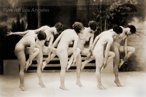Albert Arthur Allen Foto Frauenfiguren Gruppenchoreographie