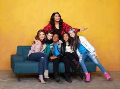 BEAUTIFUL Raven-Symoné NAVIA ROBINSON  SKY KATZ ANNELIESE VANDER POL 8X10 Photo