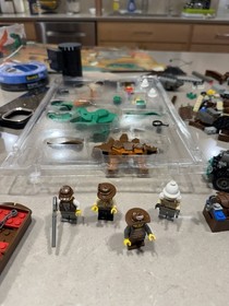 LEGO Adventurers: Dino Research Compound (5987) - COMPLETE