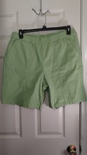 D Co. Women's Elastic Waist Bermuda Shorts -Light Green, Sz Large