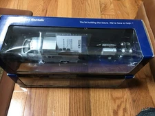 United Rental Ram 5500 Service Truck Collector Series XI Magnum 3060 Light -NEW