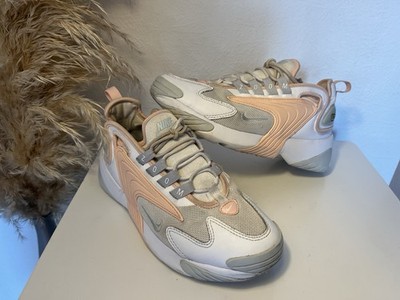 Nike Air Zoom 2K ~ Damen Sneaker ~ Gr. 37.5 ~ white washed Coral ~ Top