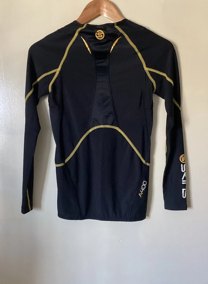 MENS SKINS A400 BLACK LONG SLEEVE COMPRESSION TOP SIZE S - Image 2 of 4