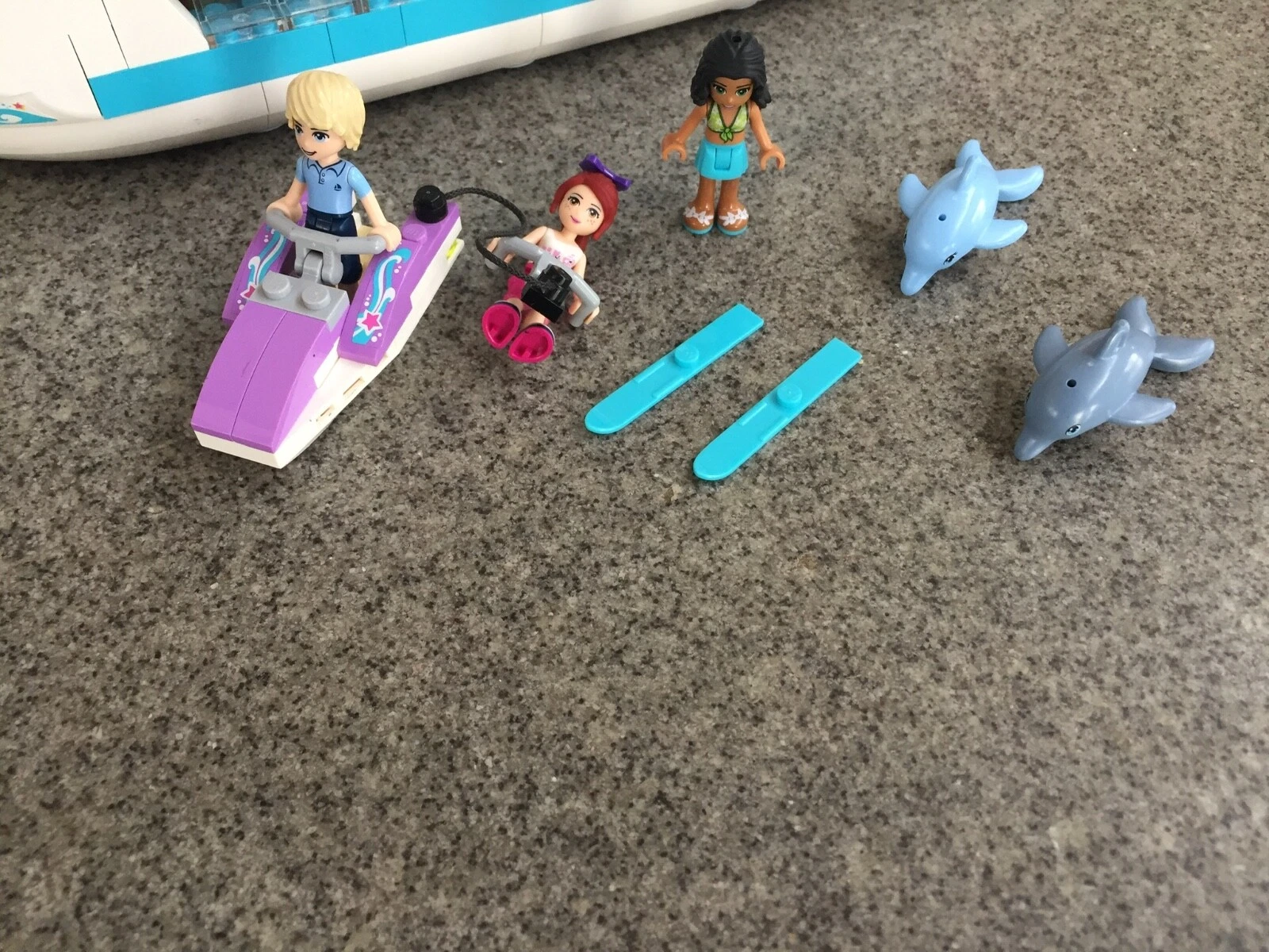 Picture 3 of 9
