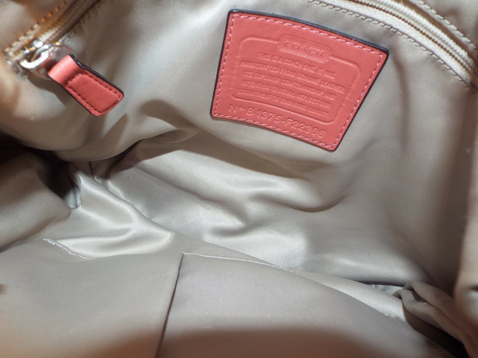 Coach Kristin Leather Hobo Champagne Shoulder Bag B 1375 F22306 EBay coach-kristin-leather-hobo-champagne-shoulder-bag-b-1375-f22306-ebay