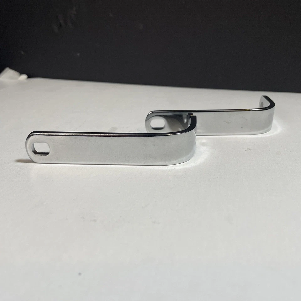 70-6857 TRIUMPH 650 TR6 T120 TIGER BONNEVILLE TUBO DE ESCAPE L JUEGO DE SOPORTES U.K. Foto 3 de 4