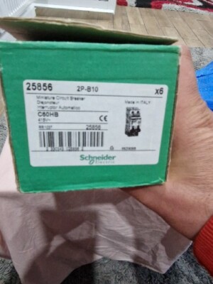 6 x SCHNEIDER MULTI 9 10AMP 2P-B10 C60HB 25856