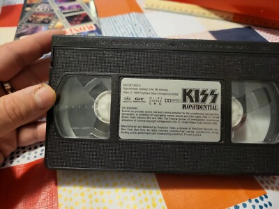 Konfidential and X-Treme Close Up by Kiss (VHS, Jul-1993, Polygram