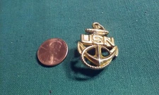 WW-II USN US NAVY Petty Officer Gold-Tone Anchor Lapel Brooch Type Pin Badge 1+"
