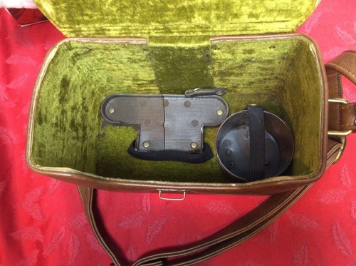 Vintage 70s SLR Hard Camera Case 10 1/2 X 7 X 6 Pre Owned Brown Case - Picture 5 of 6