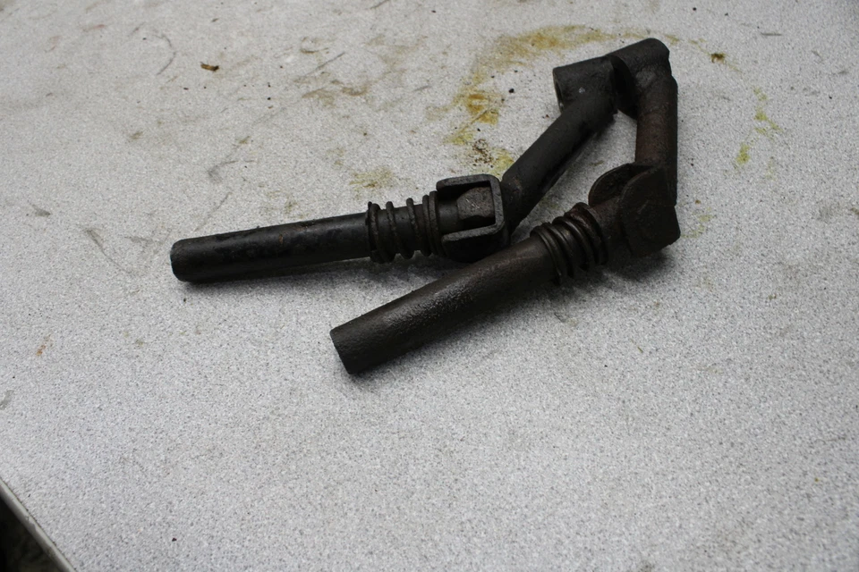 1971 Kawasaki A7SS A7 Avenger PÉS DIANTEIROS APOIOS PINOS CONJUNTO DE DEGRAUS PAR Q8-2730.GO - Imagem 2 de 4