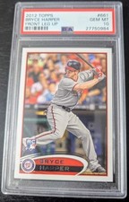 2012 TOPPS # 661 BRYCE HARPER ROOKIE CARD BLUE HELMET FRONT LEG UP PSA 10. rookie card picture
