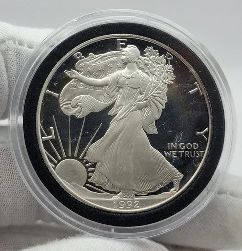 1992 S Proof American Silver Eagle 1 oz .999 Fine Silver Coin in Capsule