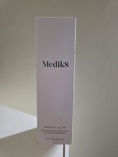 Medik8 Press and Glow Daily Exfoliating PHA T...
