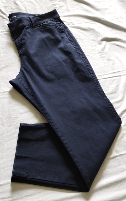 OLD NAVY Dark Blue "The PIXIE" Casual Pants Sz 14 (26.5 Inch Inseam)