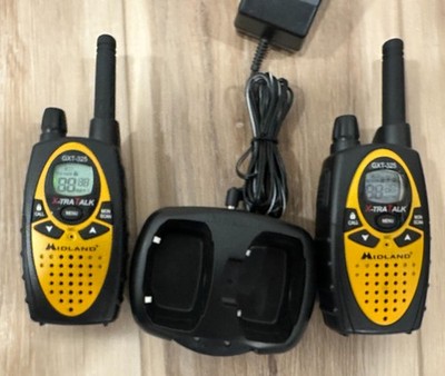 Pair of Midland X-Tra Talk GXT-325 Walkie Talkie - working