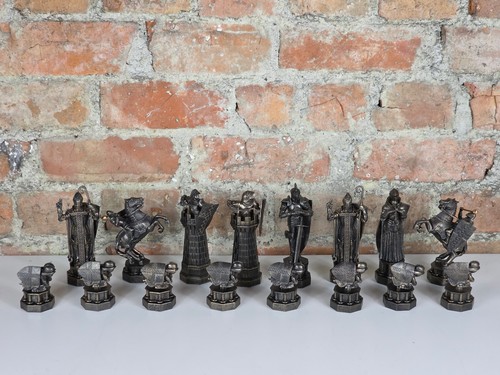 HARRY POTTER CHESS SET - DEAGOSTINI – RARE, COLLECTABLE. COMPLETE - Picture 2 of 18