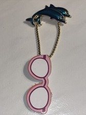 New Dolphin Green Enamel  Gold Tone Eyeglasses Sunglasses Holder Pin Brooch A9