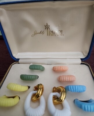 Jewels By Trifari Crown, Bakelite, interchangeable Colors, Gorgeous Original Box