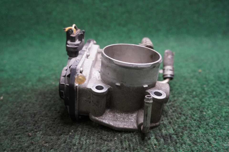 2006 TOYOTA HIGHLANDER 2.4L CORPO DO ACELERADOR FABRICANTE DE EQUIPAMENTO ORIGINAL 2203028060 - Imagem 4 de 4