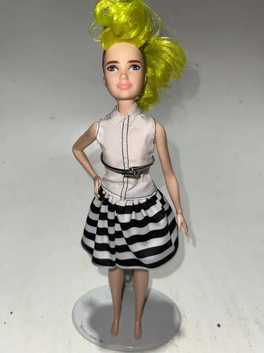 Barbie fashionistas cheap deluxe