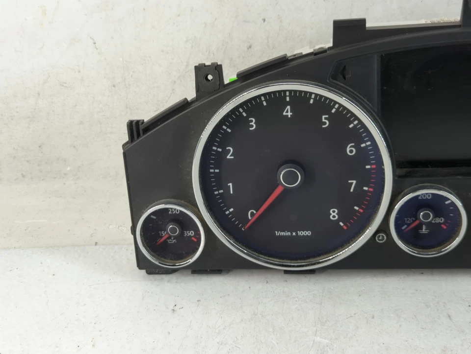2007-2008 Volkswagen Touareg Speedometer Instrument Cluster Gauges XX4DB - Image 3 of 4
