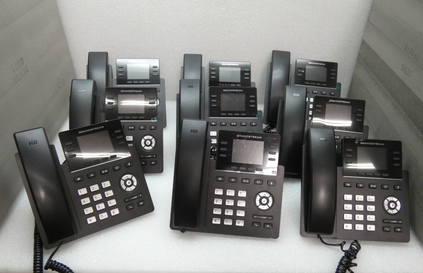 Lot of 10 Grandstream GRP2613 IP Phones {Power On Tested }