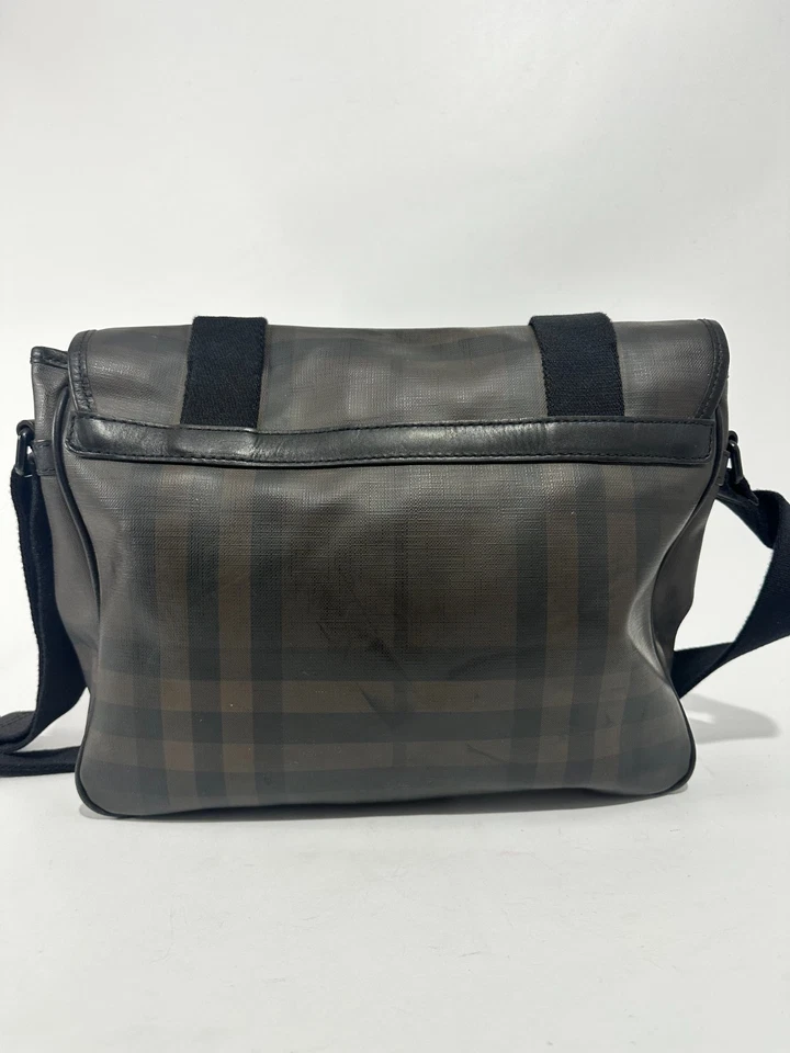 Bolso Mensajero Burberry Grifford Cuadros Ahumados Lona Recubierta Foto 2 de 4
